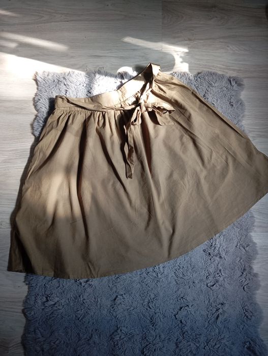 Spódniczka Mohito rozmiar S kolor khaki zielony
