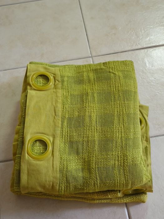 Cortinado usado para casa