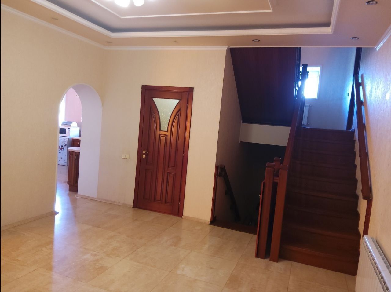 Терміновий продаж будинку 380м2