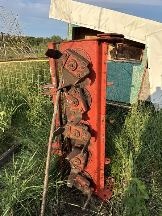 Продам вертикальну фрезу Kuhn HRB 152