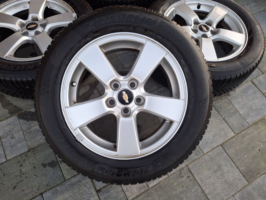 Alufelgi Chevrolet Cruze 5x105 Michelin Crossclimate 205/60r16 7 mm