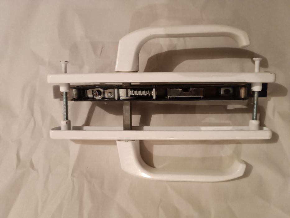 Замок з ручкою натискною дверною