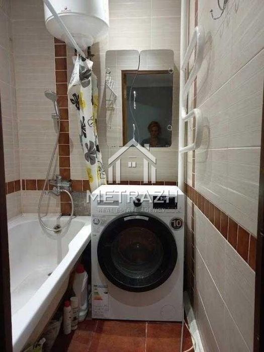 Продаж 1 кімн квартири вул. Лятошинського 4