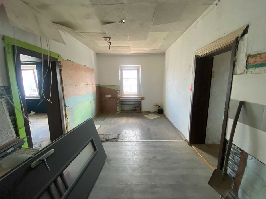 Bez prowizji na sprzedaż kawalerka do generalnego remontu w Chorzowie