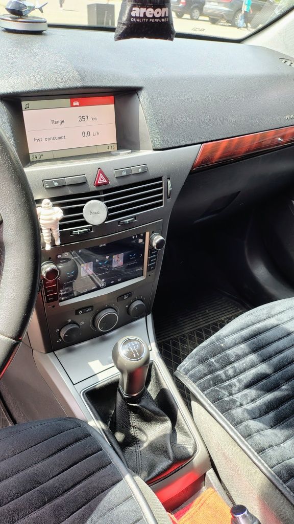 Opel Astra H 1.6 бензин
