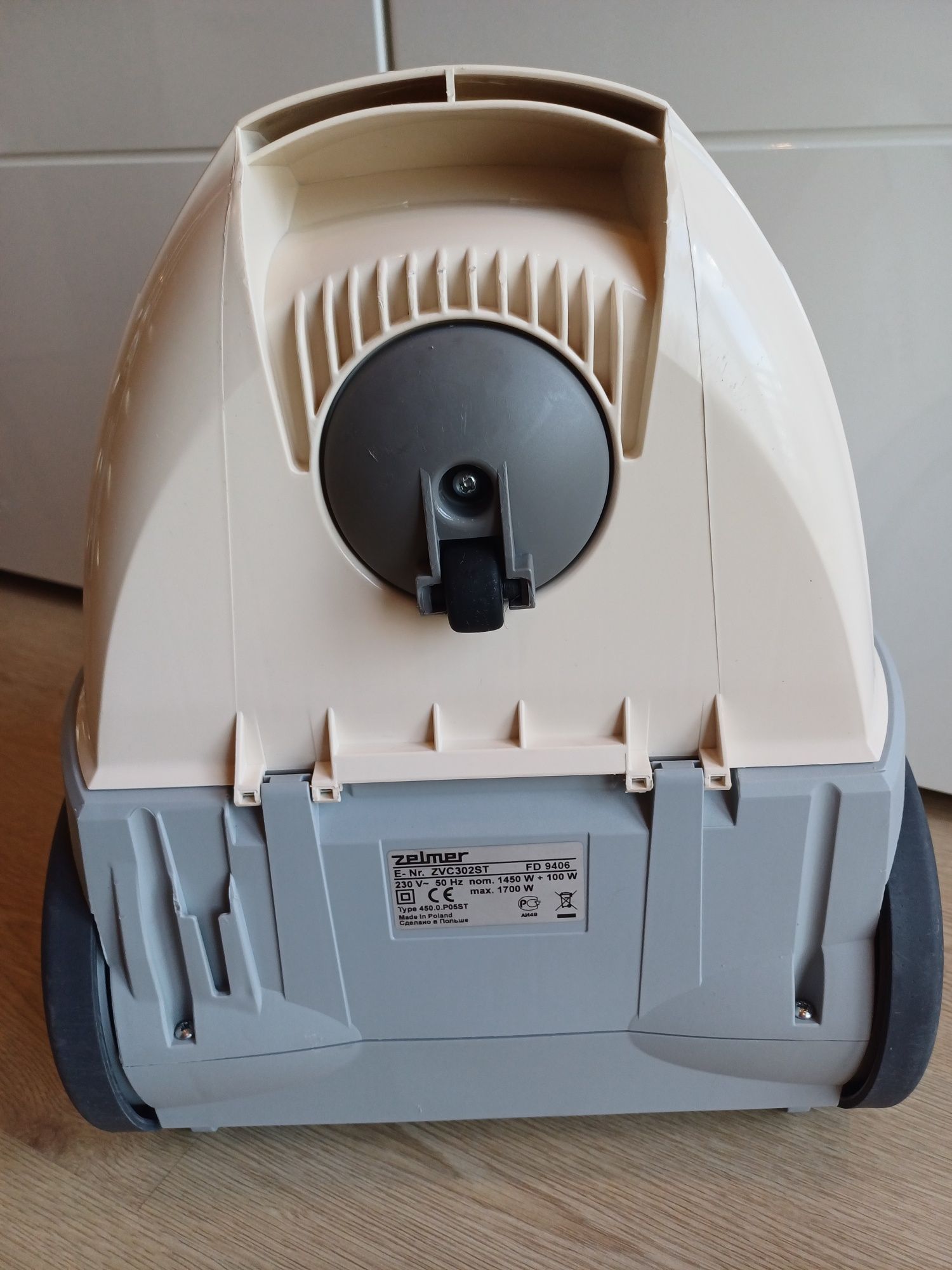 Śliczny Zelmer Odyssey 1700W plus worki  !!!