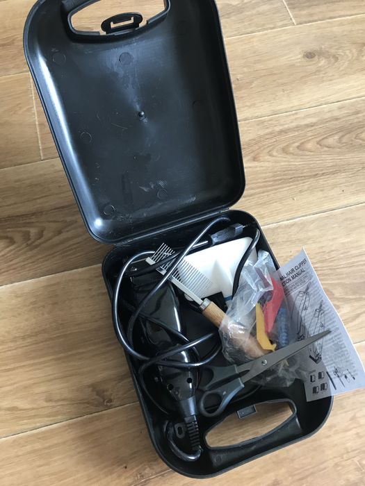 Професійна машинка для стрижки собак