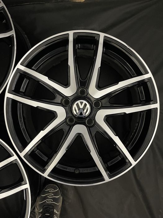 Диски R18 5x112 Et45 7.5J. Volkswagen Passat B8 B7 NMS Tiguan Golf Jet