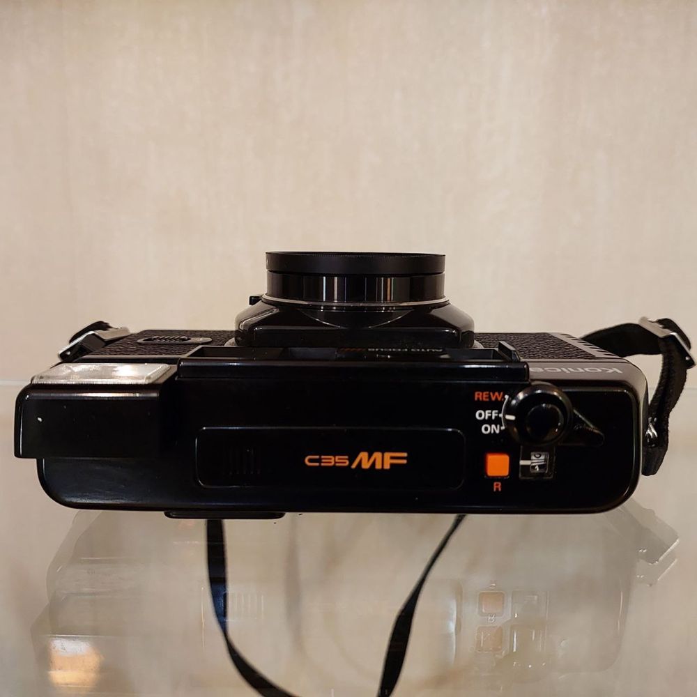 Koniса C35 MF плівковий фотоапарат