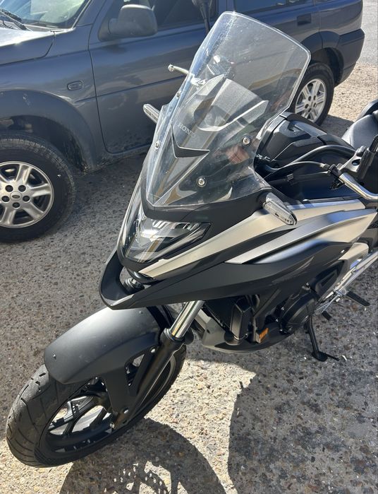 Honda nc750 com 5.000klmts de 2022 vendo ou troco