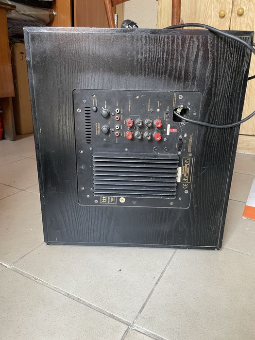 Сабвуфер, в отличном сострянии