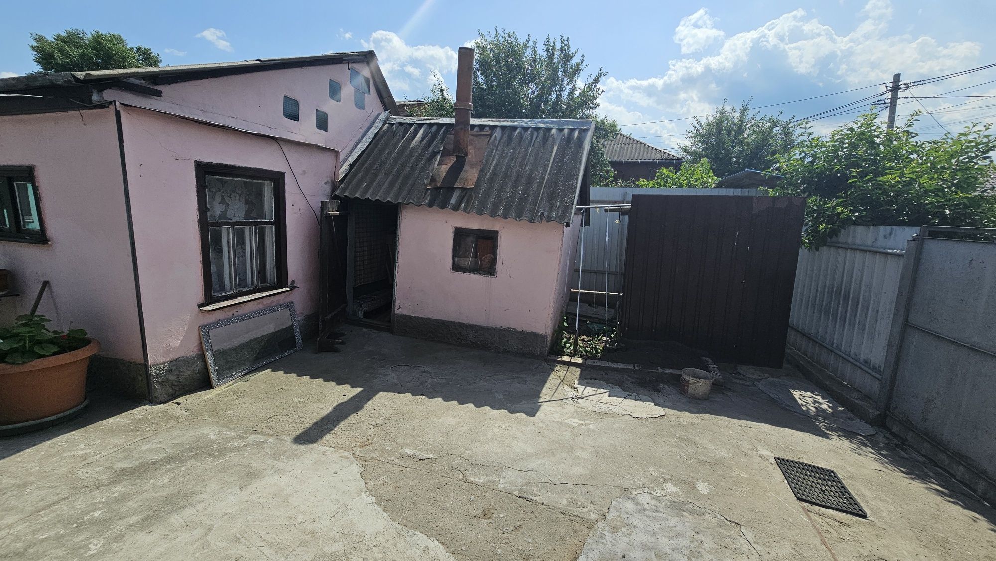 Продам півбудинку біля Фортечного суду