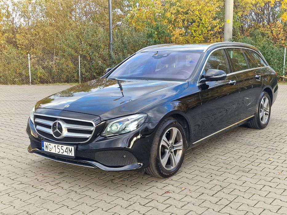 Mercedes-Benz Klasa E Super stan, Serwis ASO, Dwa komplety kół,