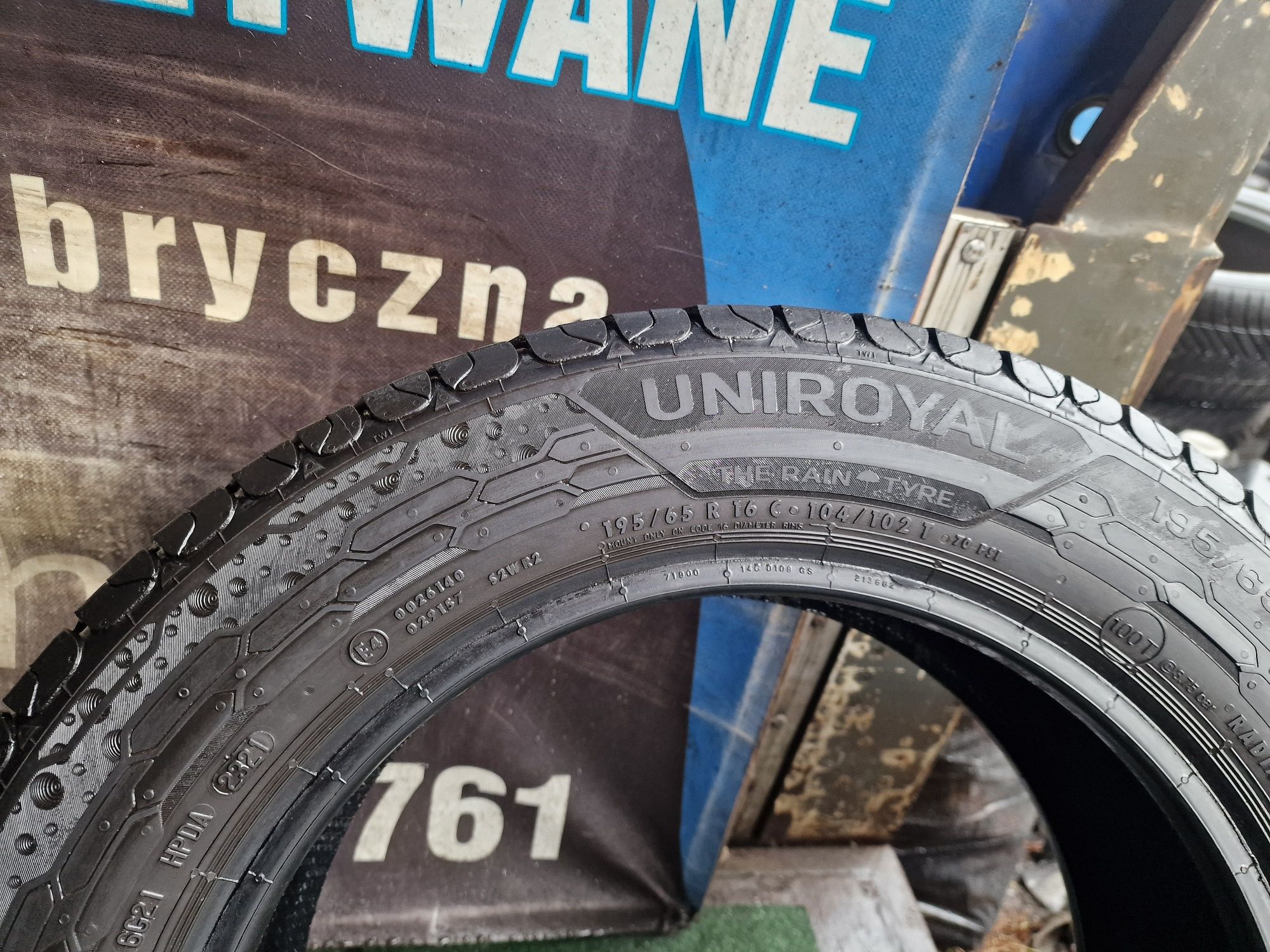 Opony letnie 195/65/16C Uniroyal wzmacniane Komplet 7.6mm 2021rok