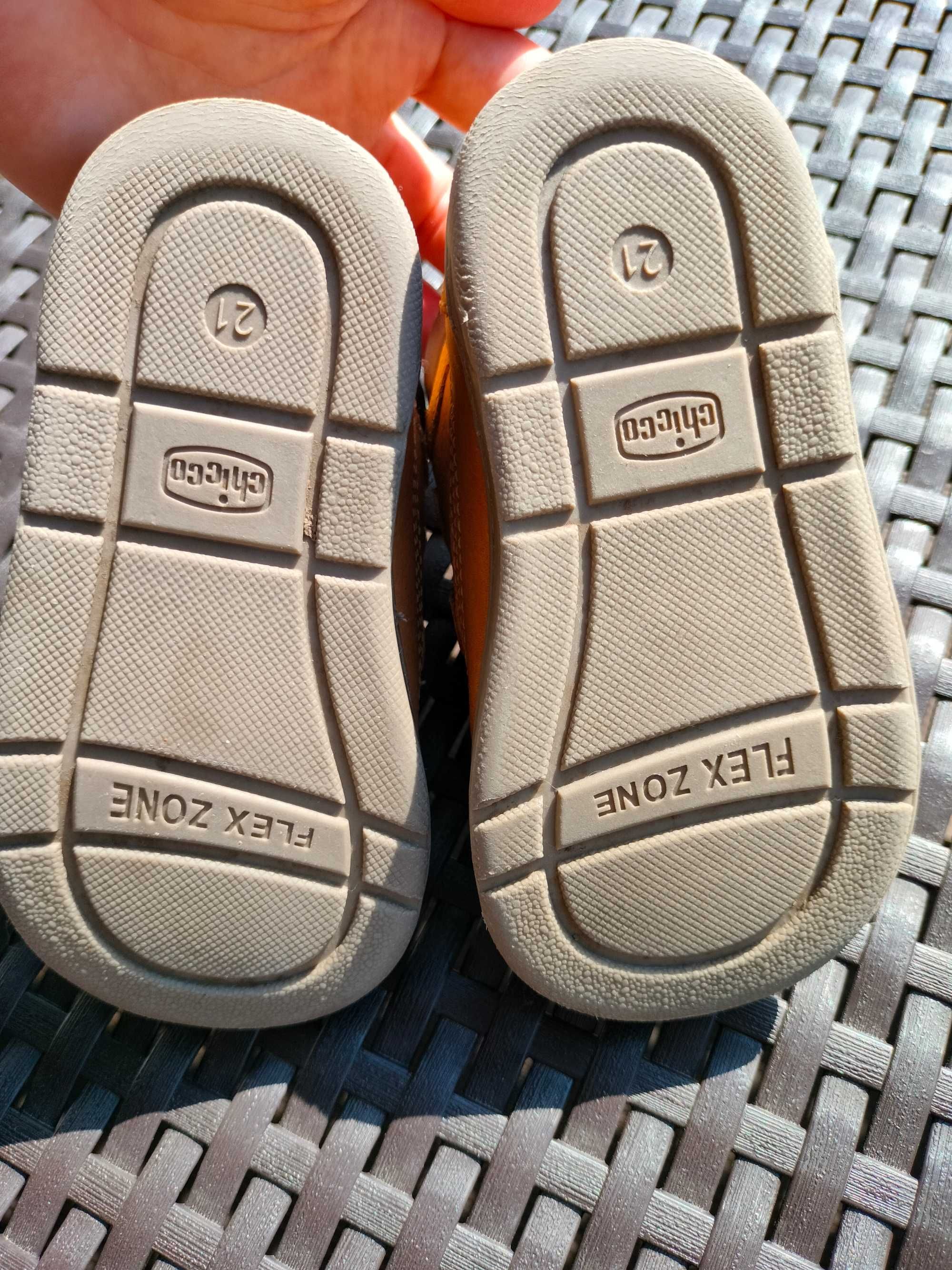 Buty trzewiki skórzane miękkie 21 stan idealny