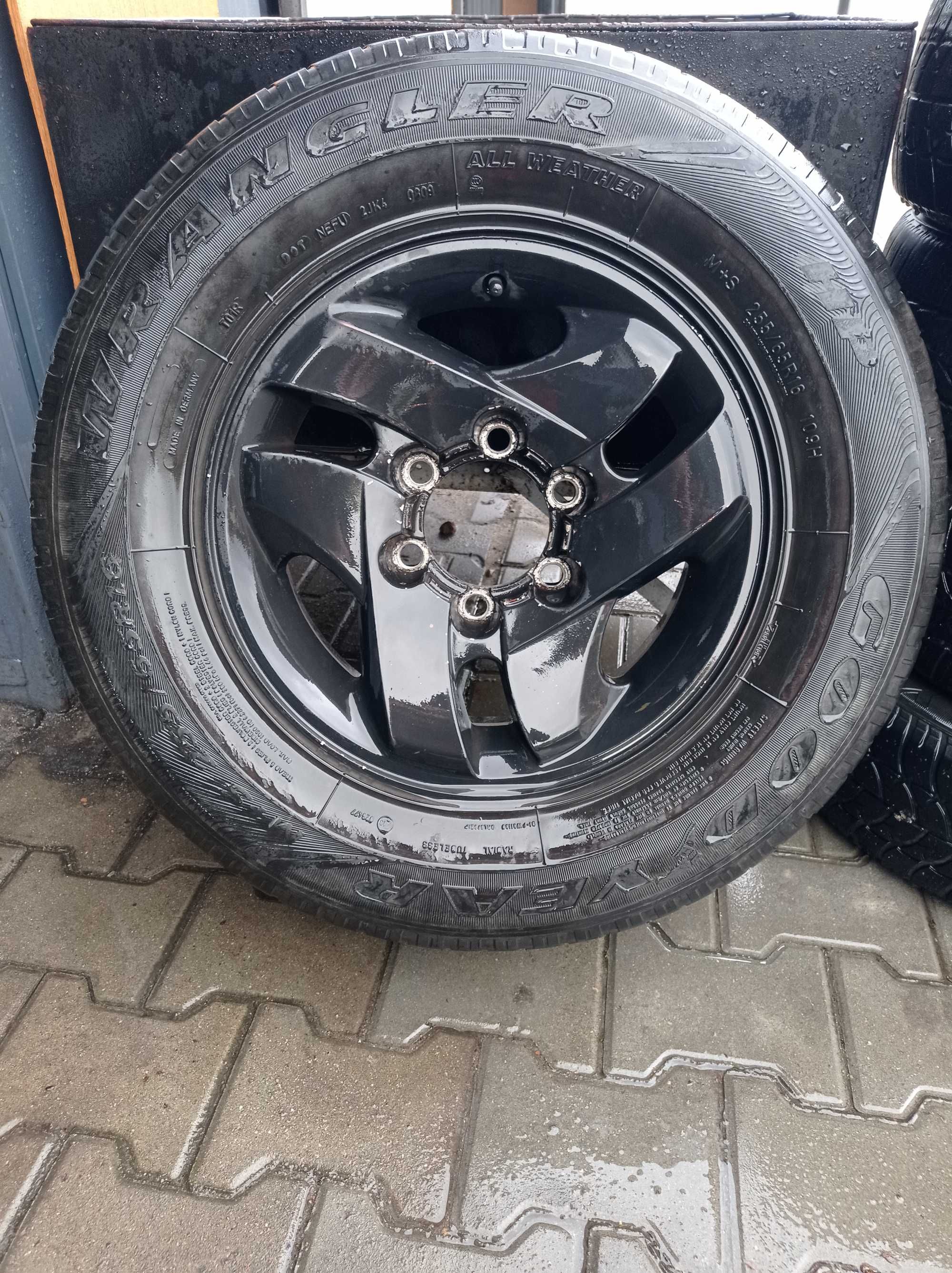 Koła hyundai terracan ,  opony 265/55 r16 Goodyear wrangler 4 szt