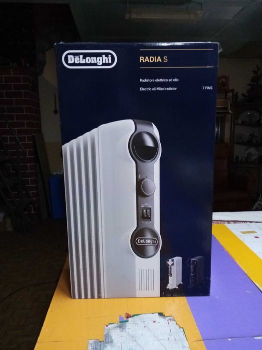 DeLonghi  Radia S (aquecedor a óleo)