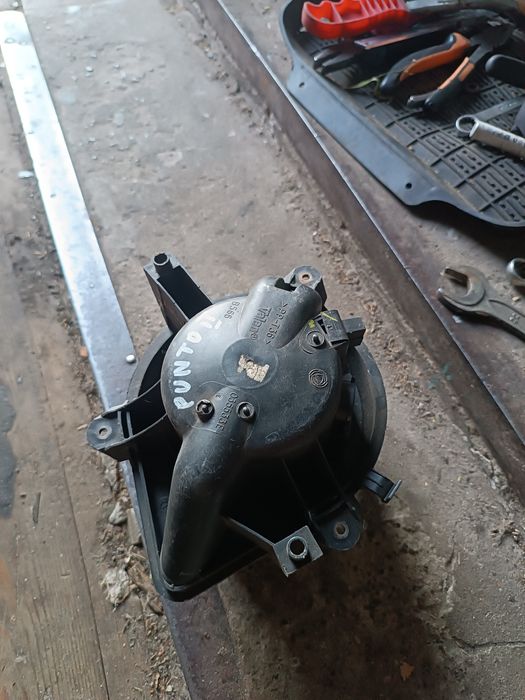 Моторчик вентилятор пічки Fiat Punto 2