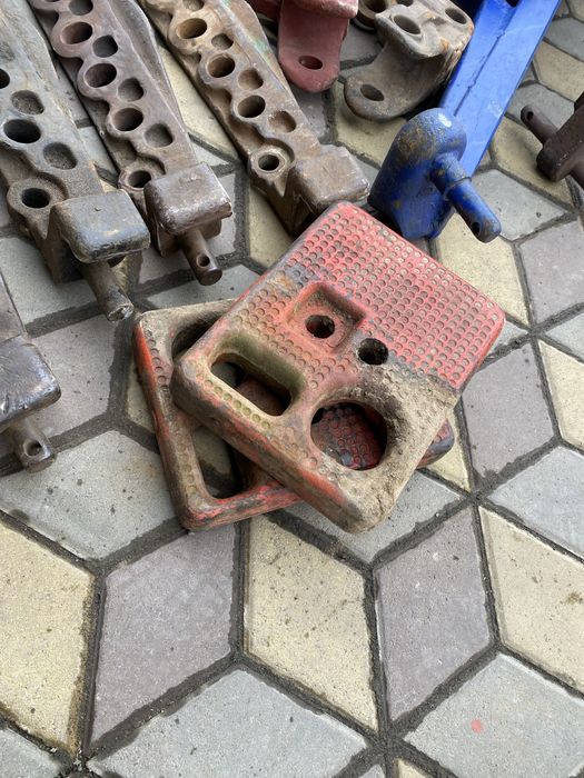 Продам запчастини до трактора т-25.мтю юмз т-40