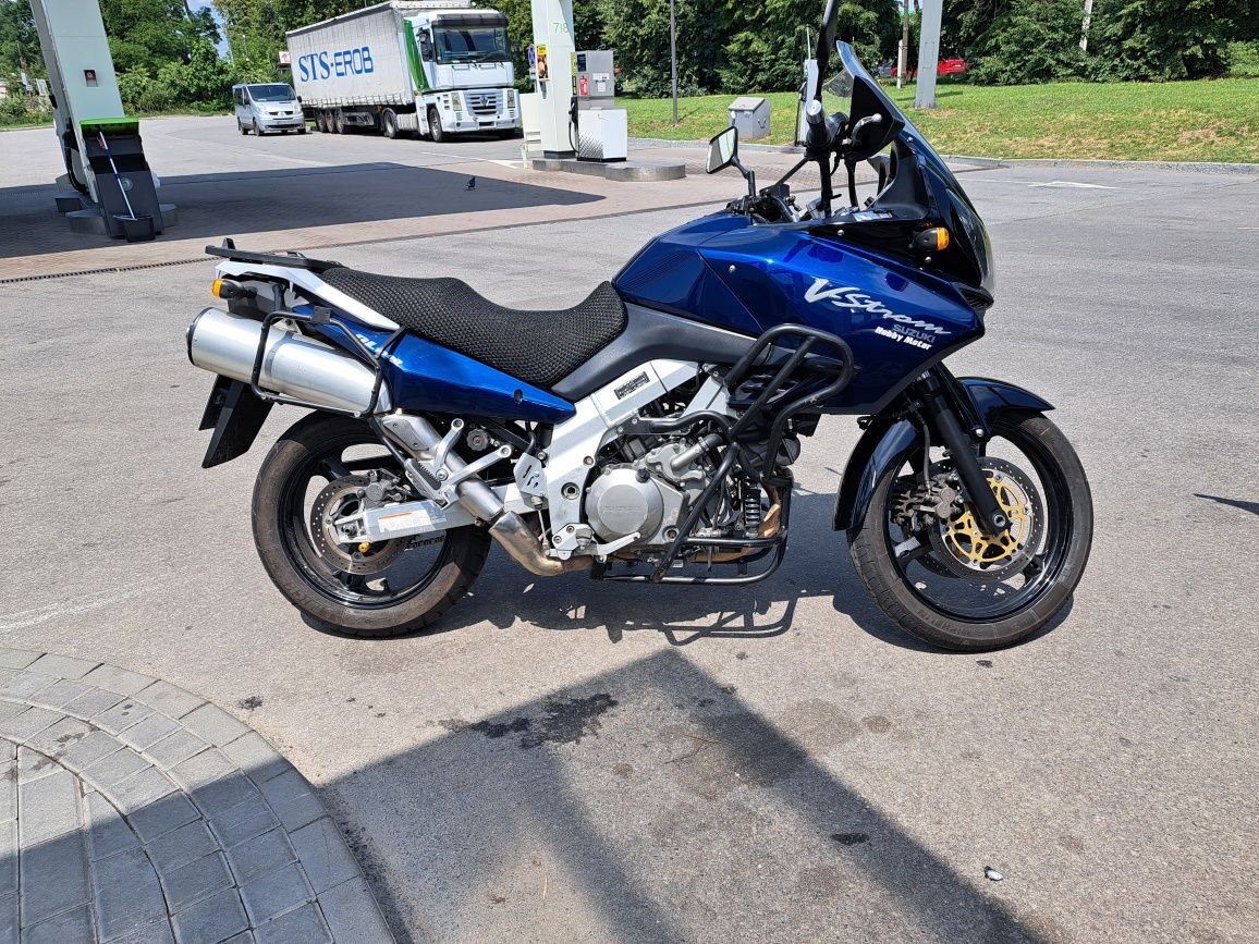 Suzuki v-strom 1000 сузукі