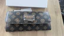 Guess portfel monogram