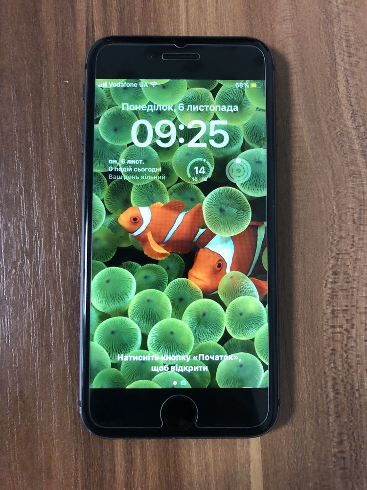 Iphone 8 64 Gb Neverlock Space black акб 100%