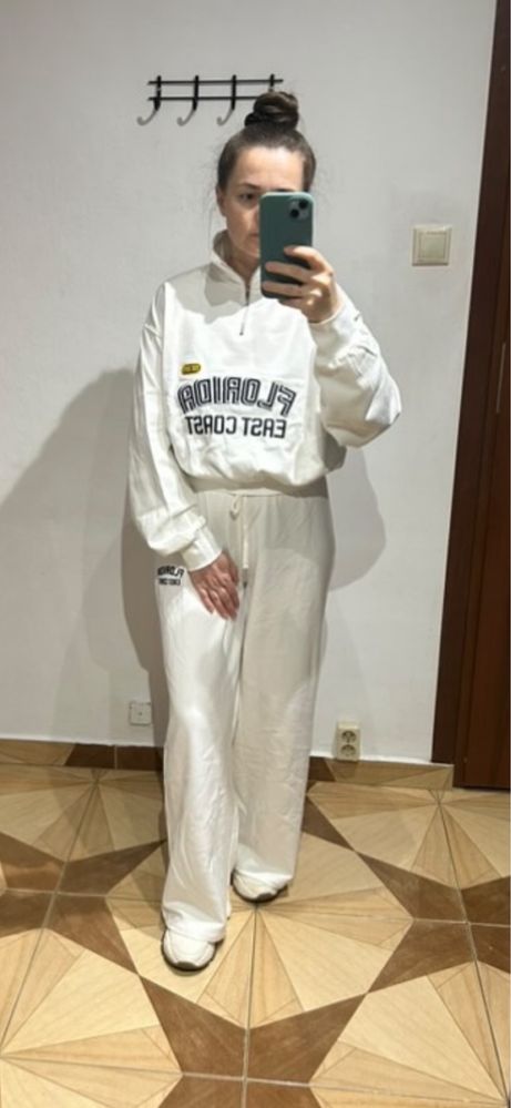 Продам жіночий костюм Zara