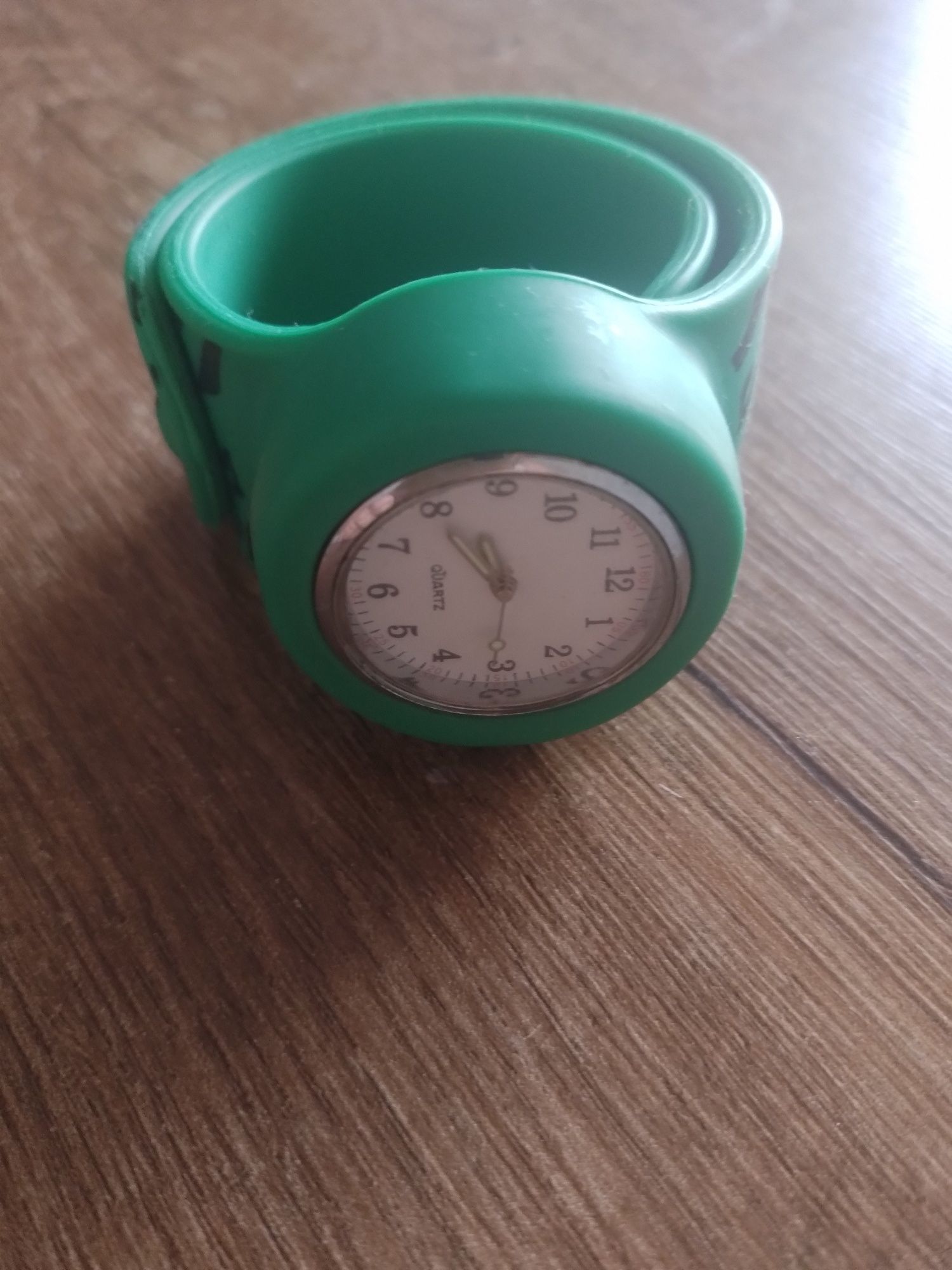 Zegarek    zielony
