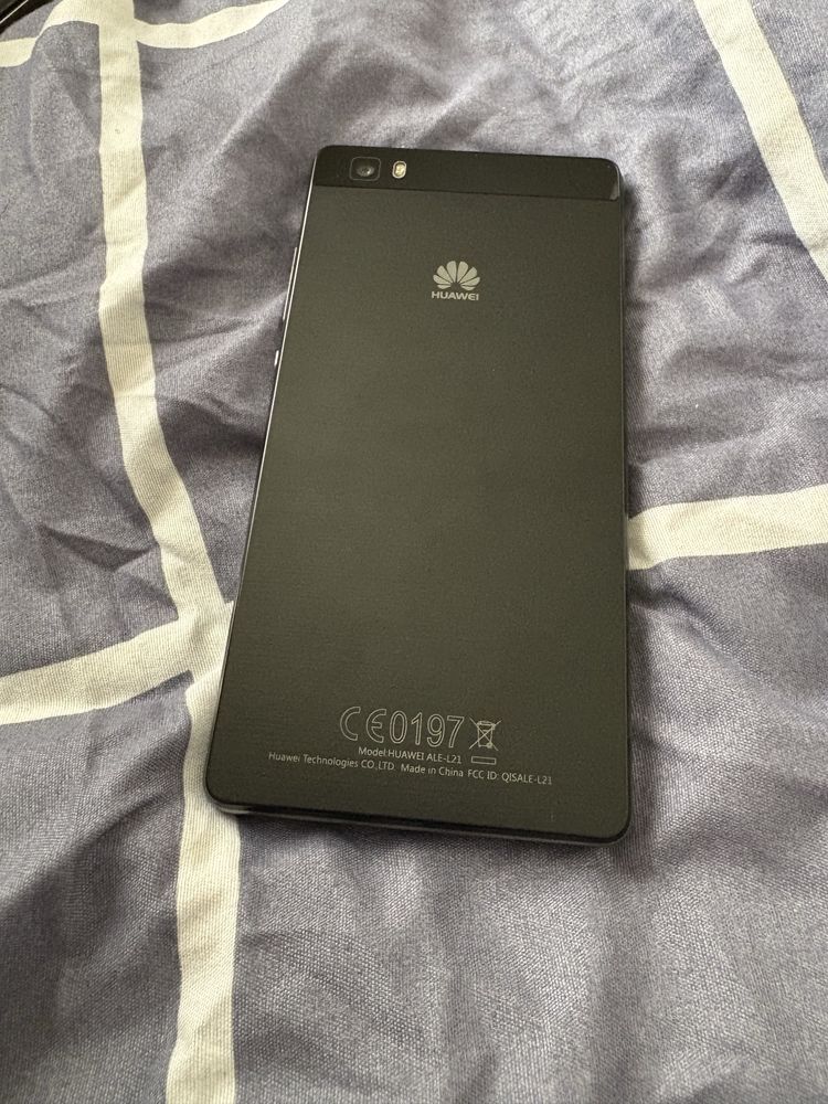 Smartfon Huawei P8 Lite model ALE-L21