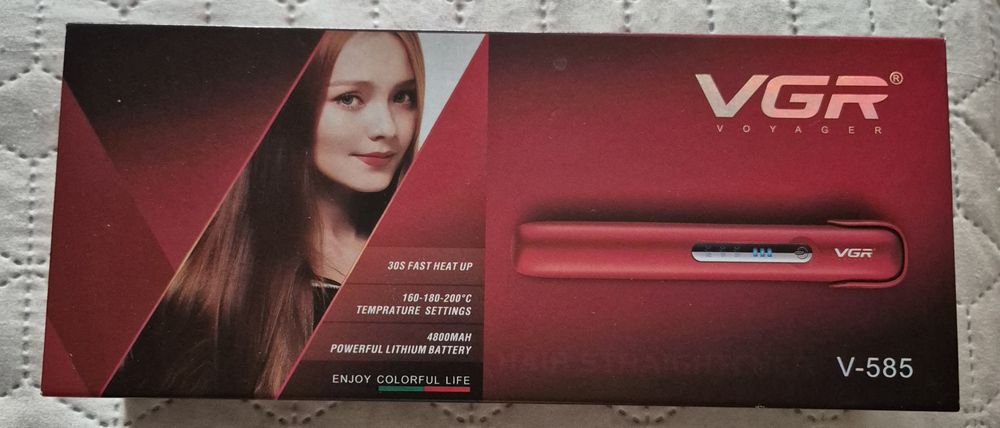 Беспроводной утюжок для волос Voyager VGR V585