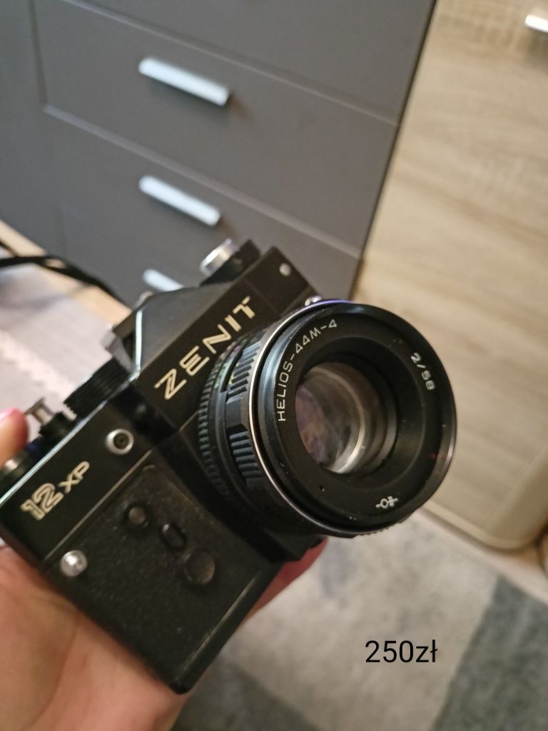 10 aparatów+ kamera JVC+ lampy