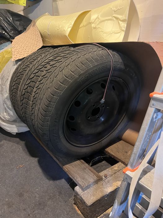 Komplet opon zimowych 195/65/R15