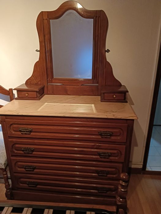 Mobilia de quarto com pedra mármore