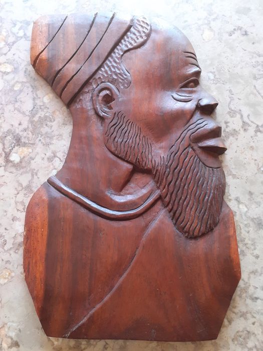 Peças africanas de parede