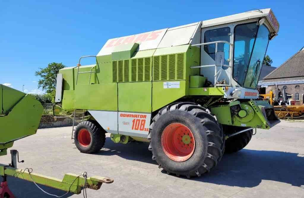 Claas Dominator 108 SL