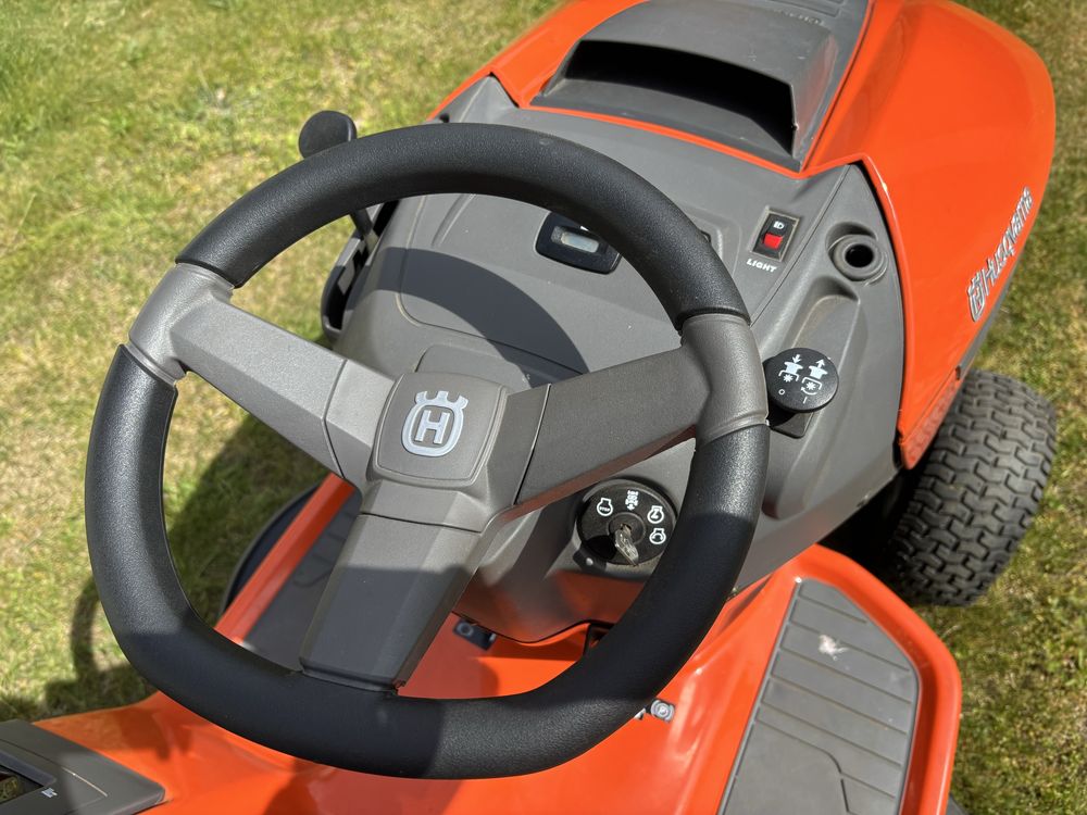 Traktorek Husqwarna YTH150 Twin Kawasaki