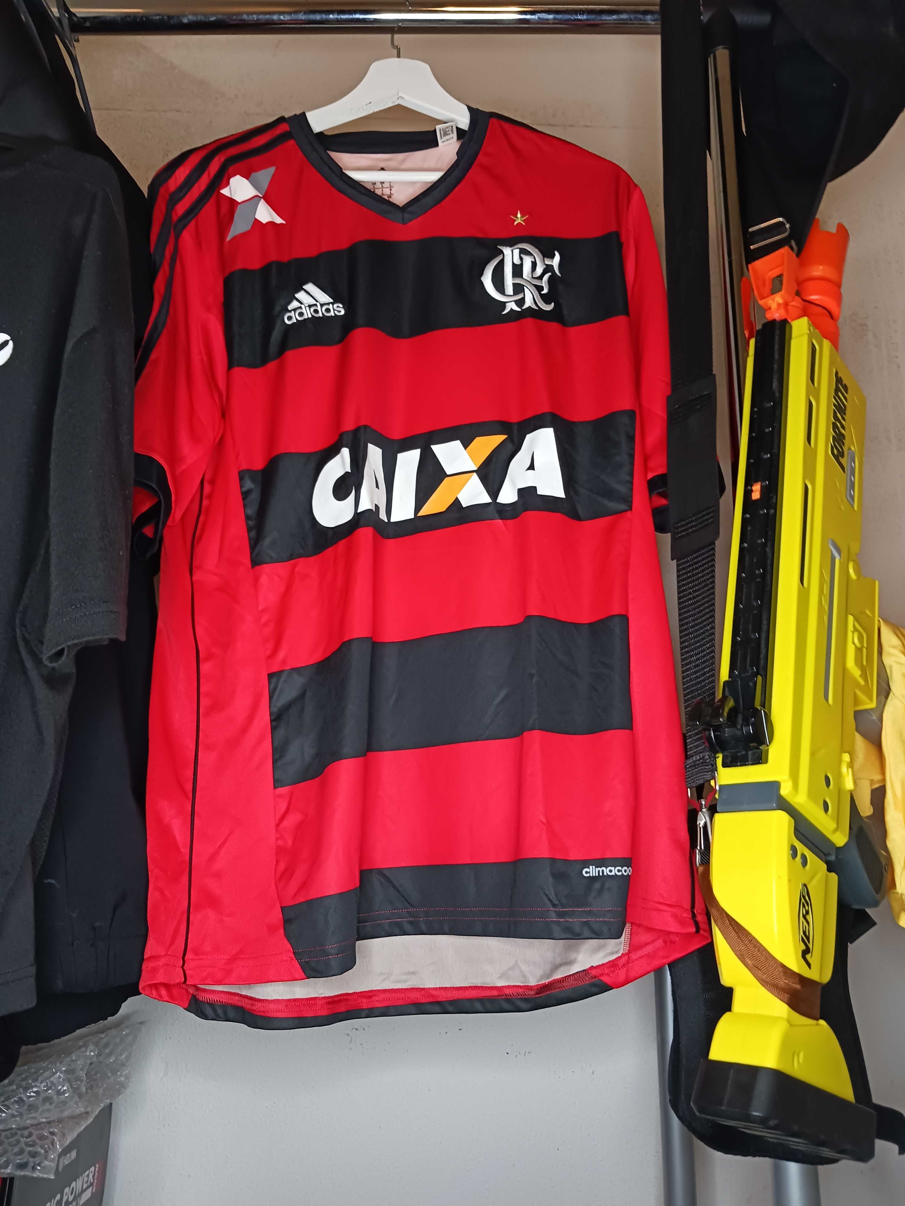 Camisas do flamengo (algumas foram usadas pela 1a equipa em jogo)