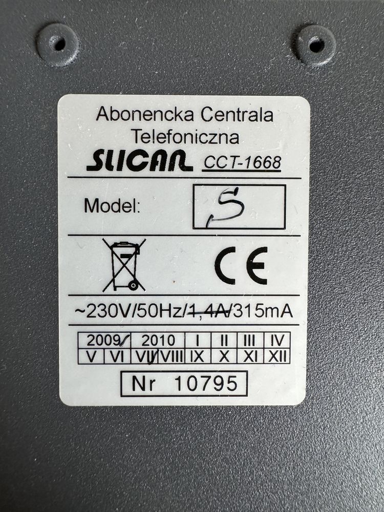 Slican centralka 3 telefony systemowe i 4 licencje voip