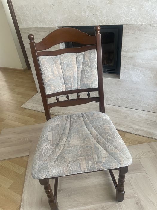 Krzesla piekne  tapicerowane drewniane 6 sztuk