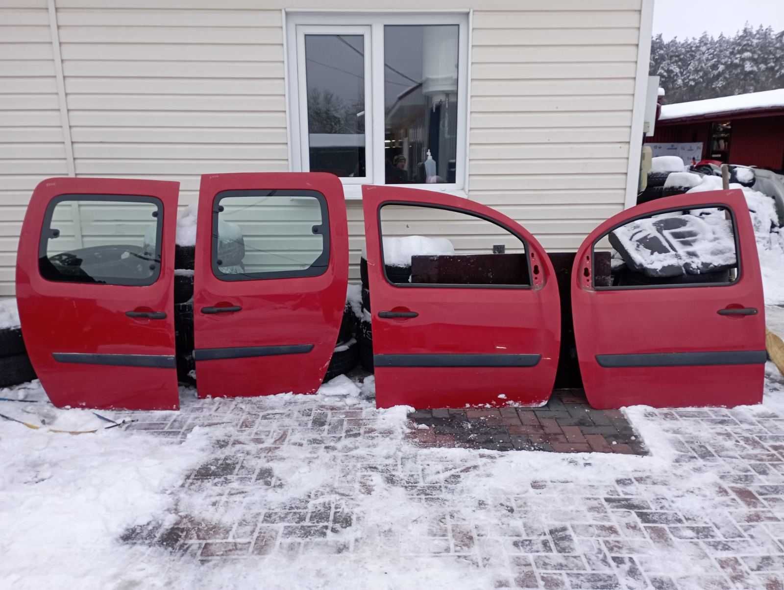 Двері передні задні зсувні ляда Renault Kangoo 2