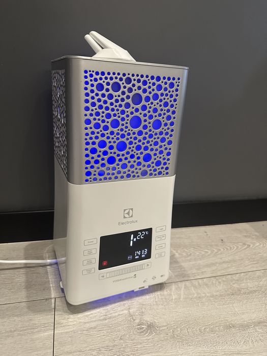 Зволожувач повітря  Electrolux YOGAhealthline, іонізація+UV — ідеал!