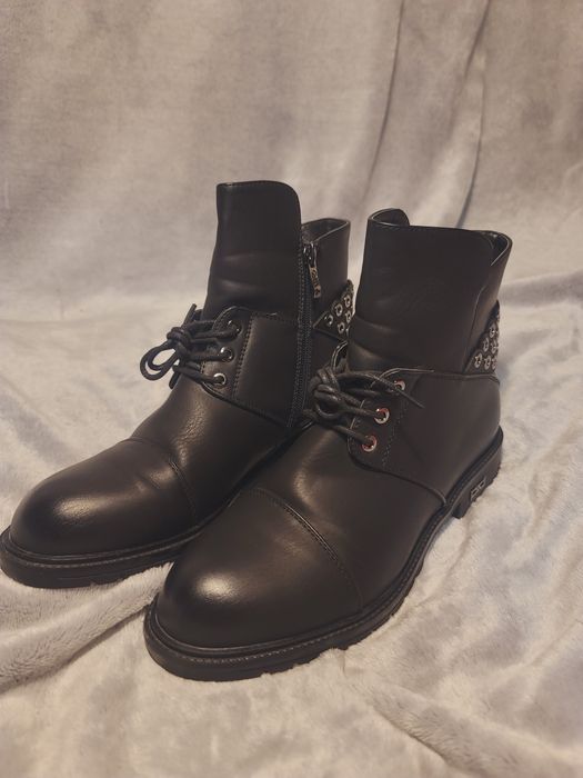 Чоботи демісезонні жіночі 40 розмір