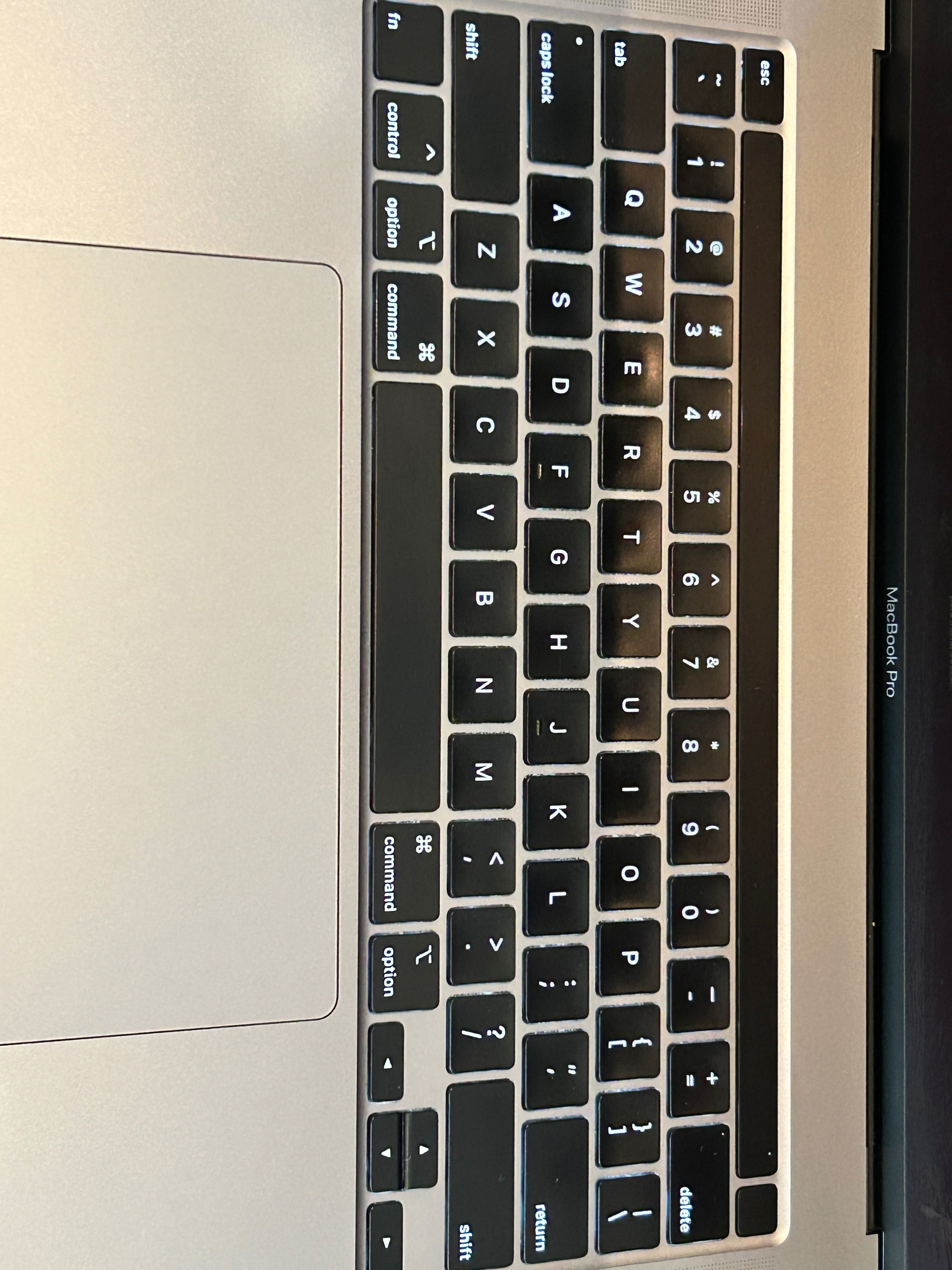 Macbook pro 16 polegadas 2.6ghz 16gb ram 500gb disco (2020)