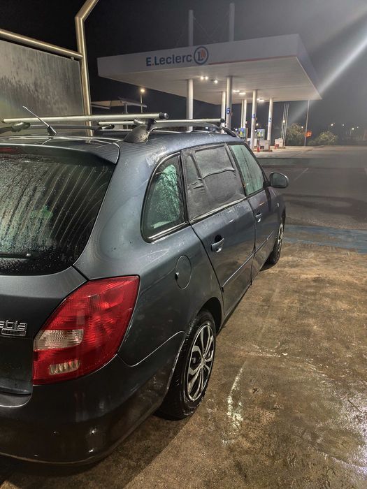 SKODA Fabia 2008 1.2 Gasolina 70cv - 154.000Kms