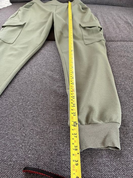 Spodnie khaki bojówki reserved