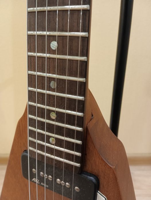 AXL Jacknife Flying V