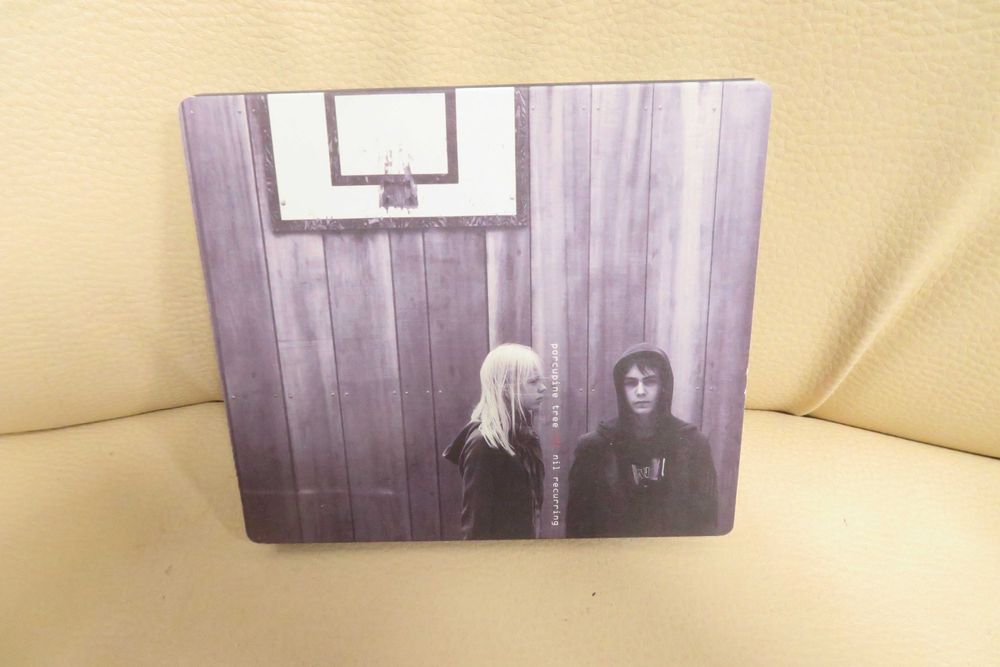 PORCUPINE TREE- NIL RECURRING- CD-płyta używana , stan excellent