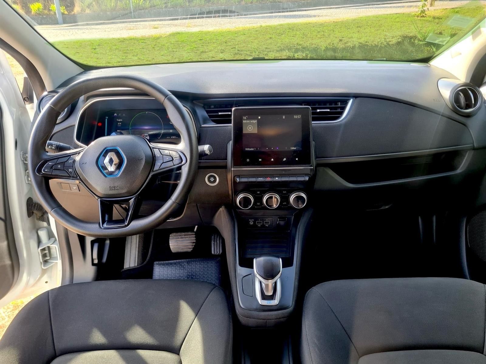 Renault Zoe Life 50 KWH c/ bateria própria IVA DEDUTÍVEL