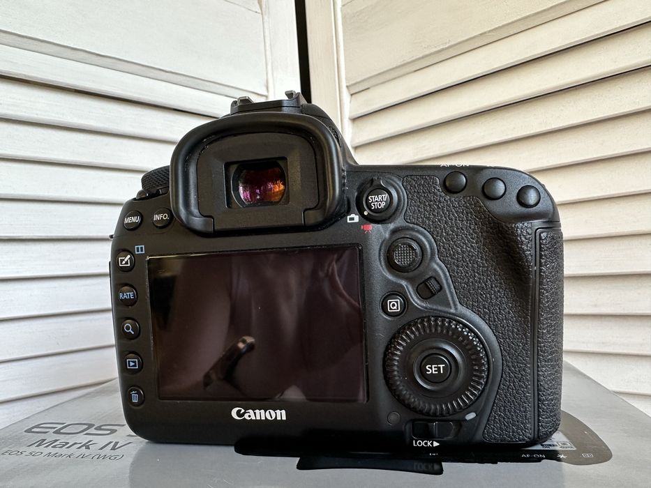 Aparat Canon 5D mark IV