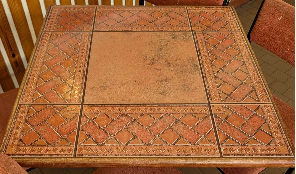 Stoły Jednonożne z Ceramicznym Blatem (28 szt.)